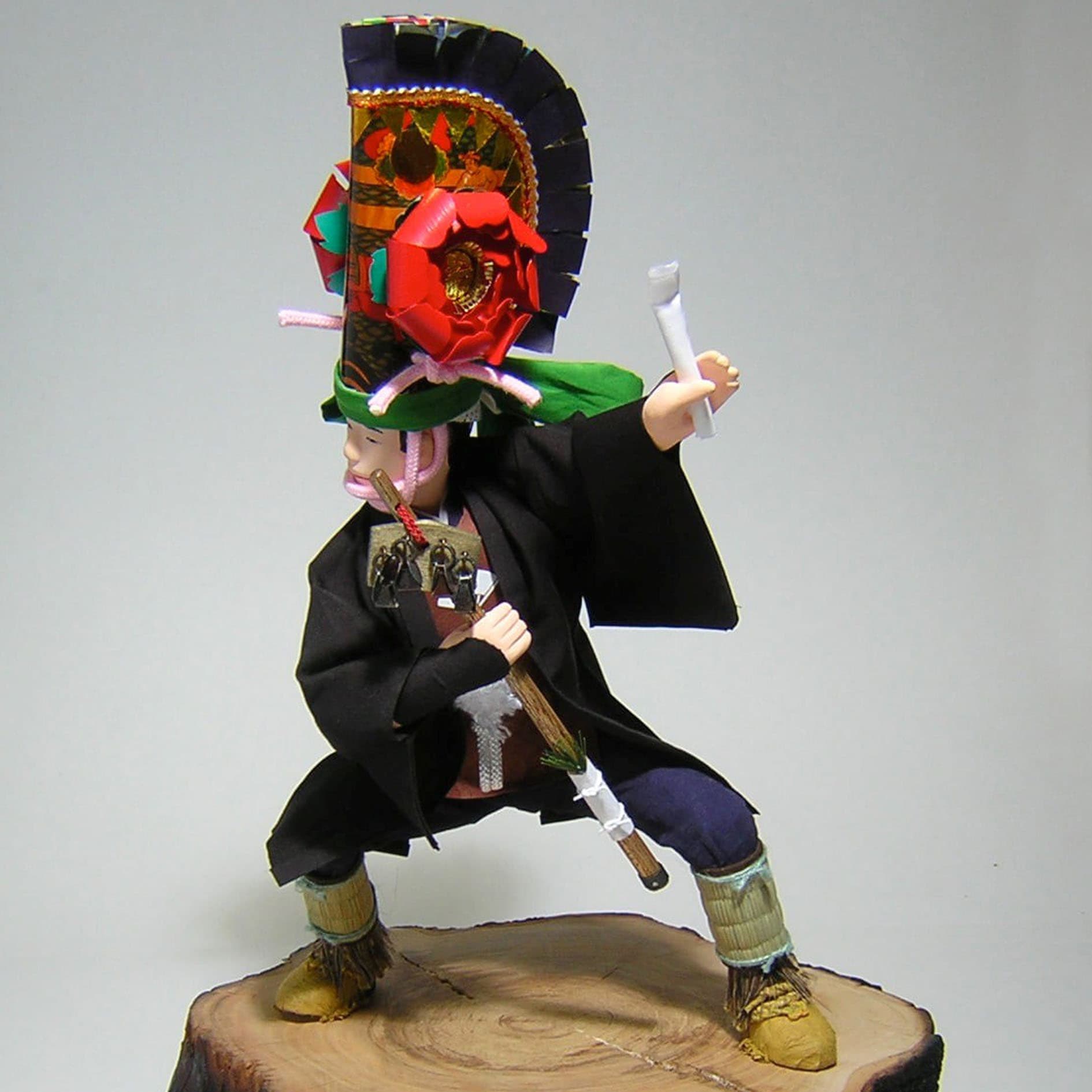 八戸市出身　元「紋章上絵師」＆えんぶり人形制作者　下崎雅之さん　60代の写真1