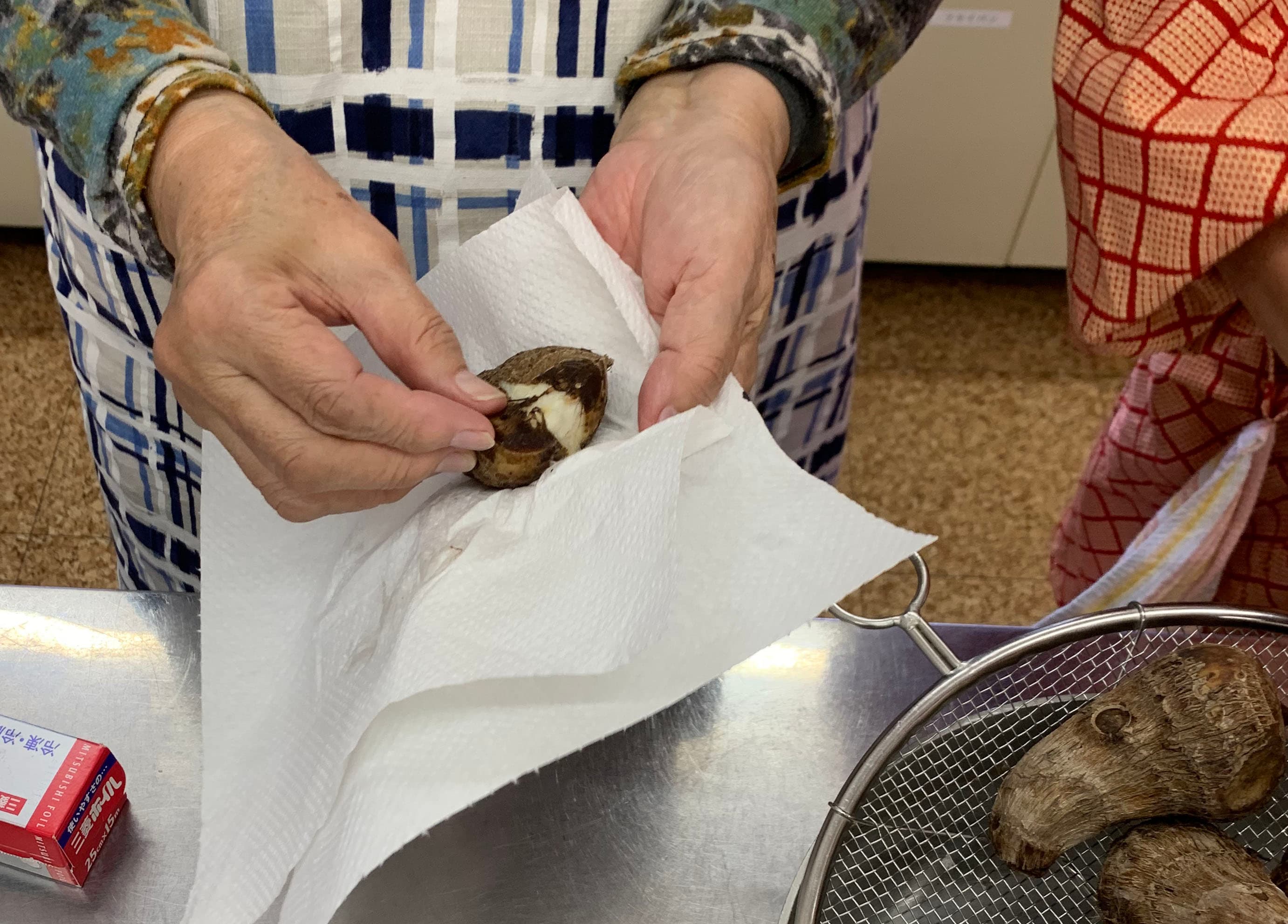 ここでむくと、むきやすい。